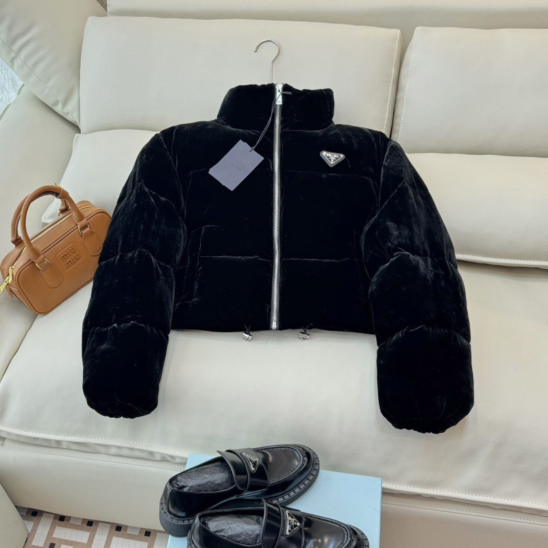 Pra*a down coat